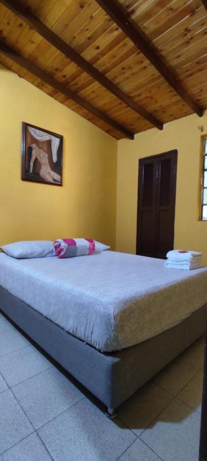 La Casona Hostel Guatapé Extérieur photo